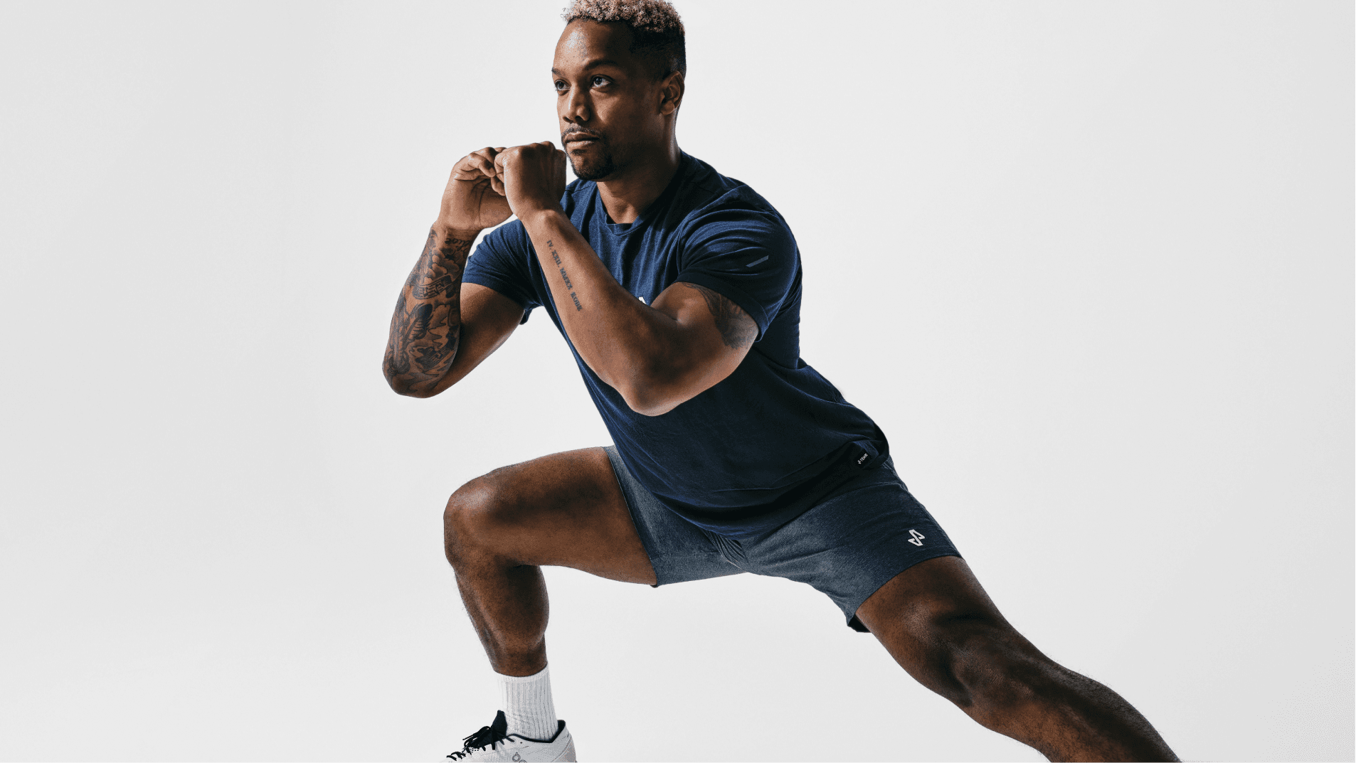How to Perform a Proper Lunge